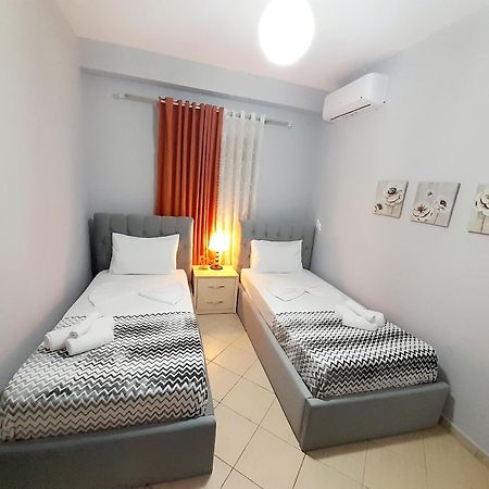 George 1 Apartman Gjirokastra Kültér fotó